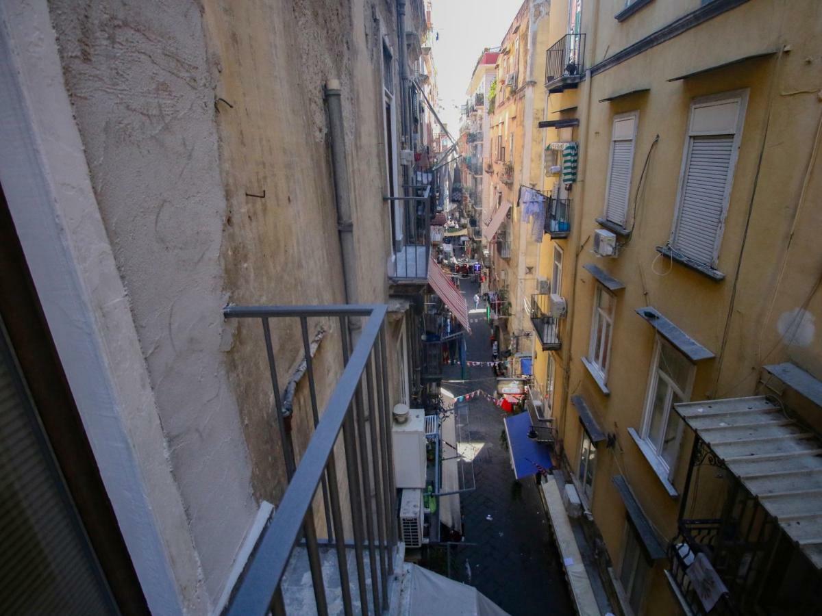 B&B Pisadog Napoli Eksteriør billede