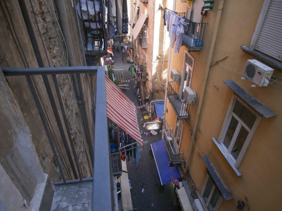 B&B Pisadog Napoli Eksteriør billede